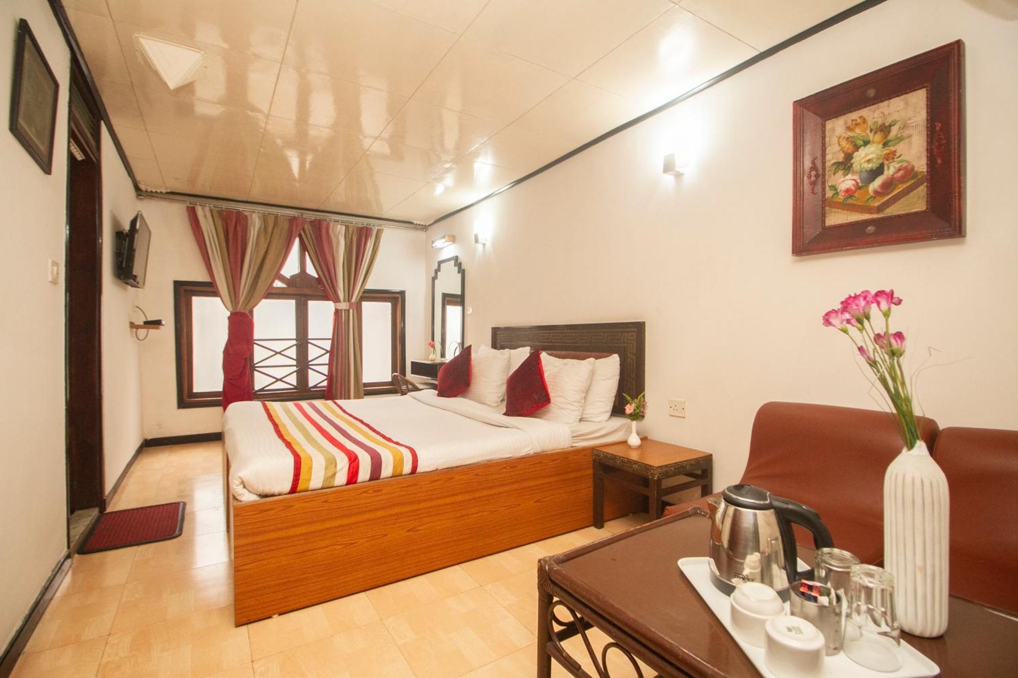 גנגטוק Central Hill Resort The Mall Road מראה חיצוני תמונה